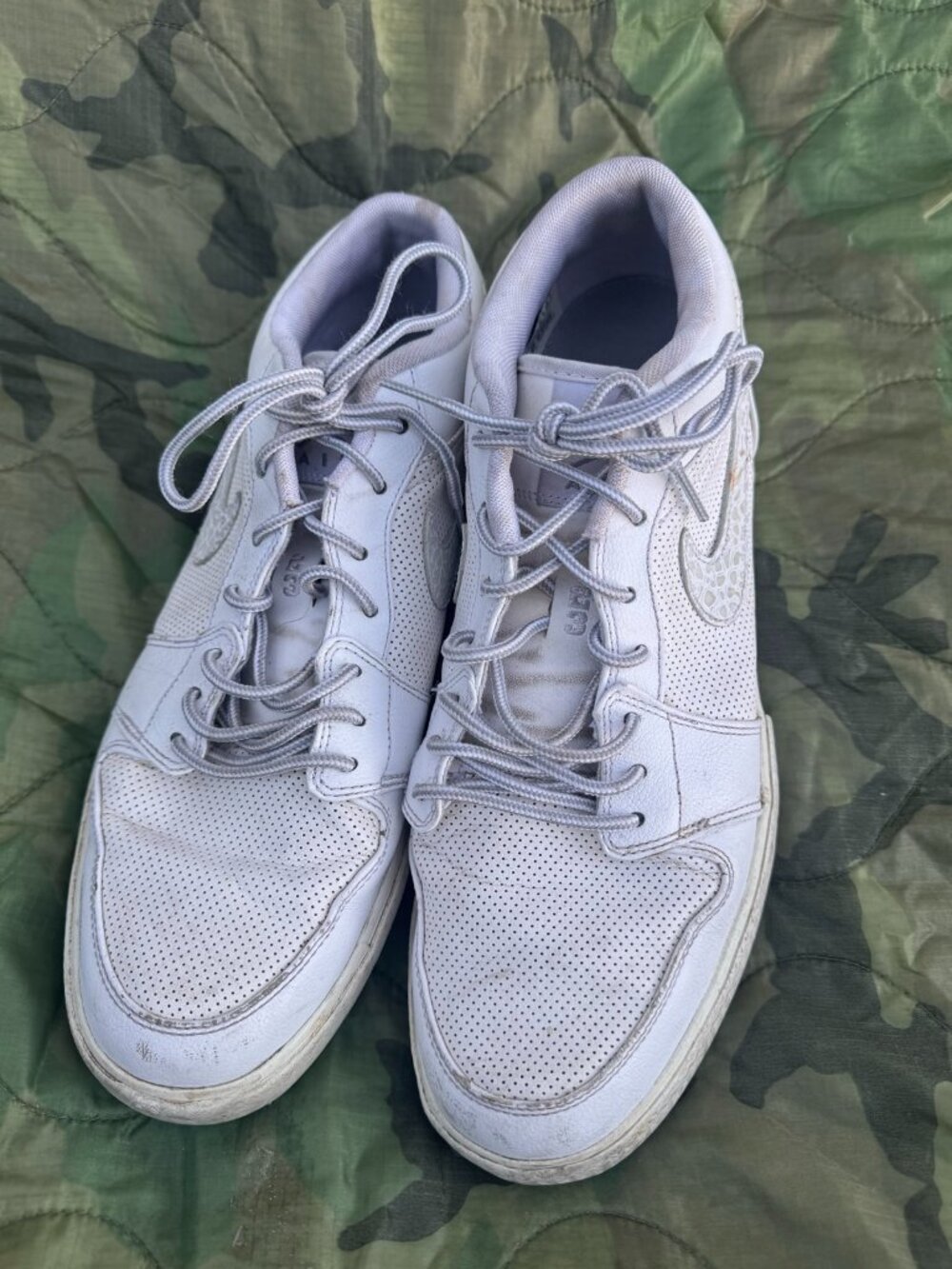 Jordan White Leather Sneakers - Style 481177-100, Mens 11.5